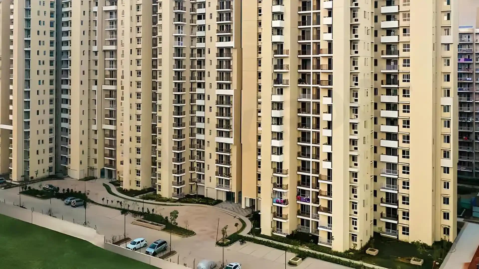 Bptp Spacio Facade1 Sector 37d Dwarka Expressway Gurgaon