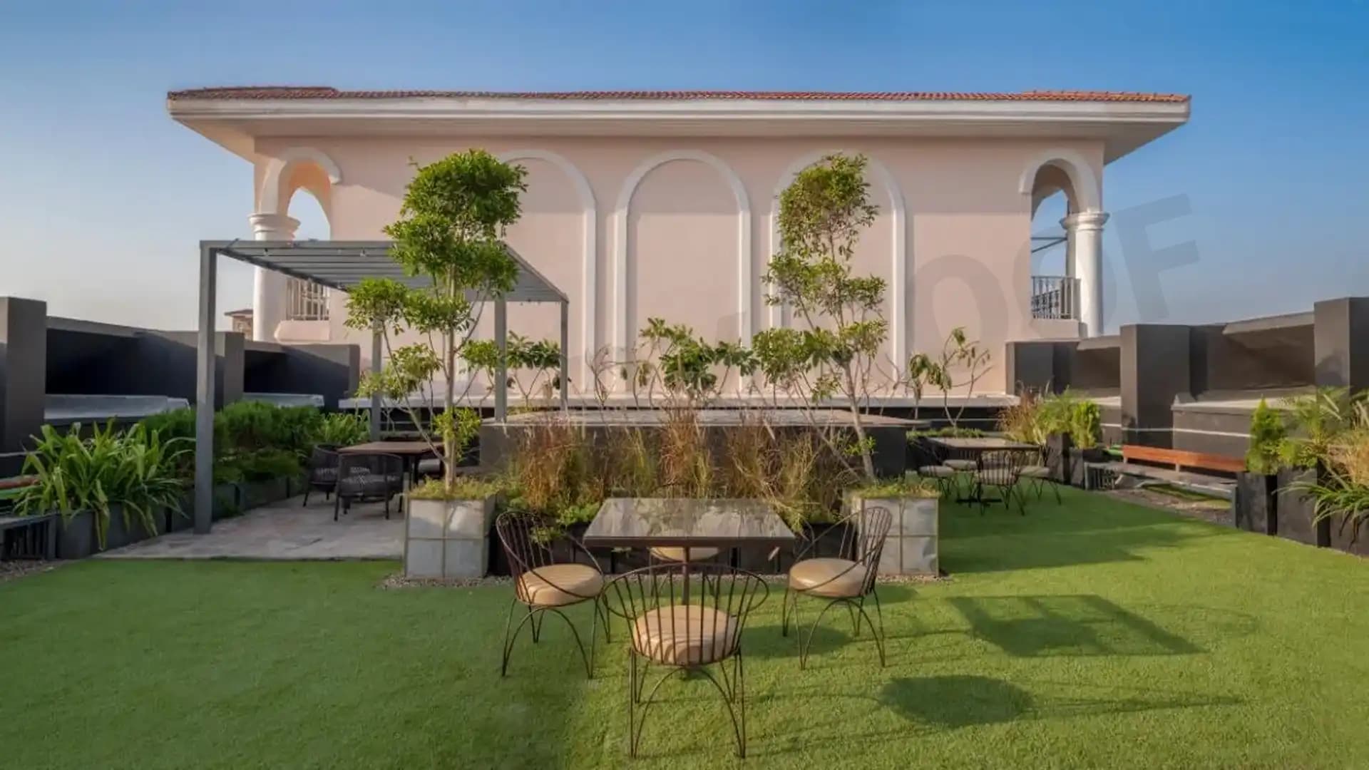 Dlf The Skycourt Sit Out Area Sector 86 Gurgaon