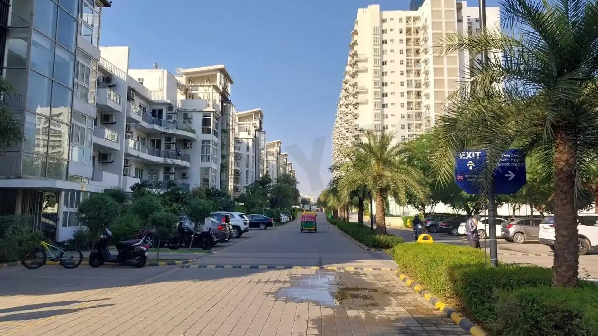 Emaar Mgf The Palm Drive Internal Road Sector 66 Gurgaon